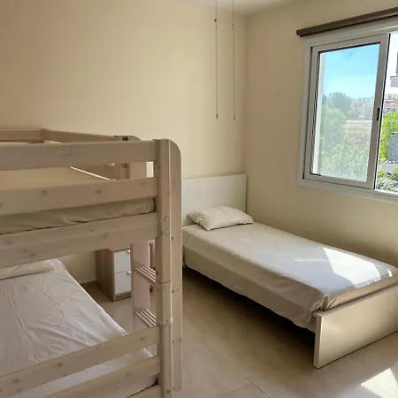 Cozy 2-bedroom Flat Lägenhet *