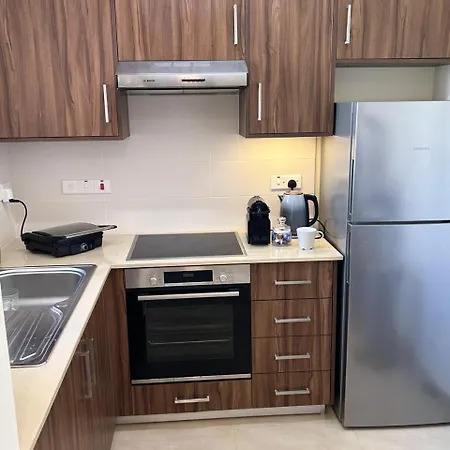 Cozy 2-bedroom Flat Lägenhet