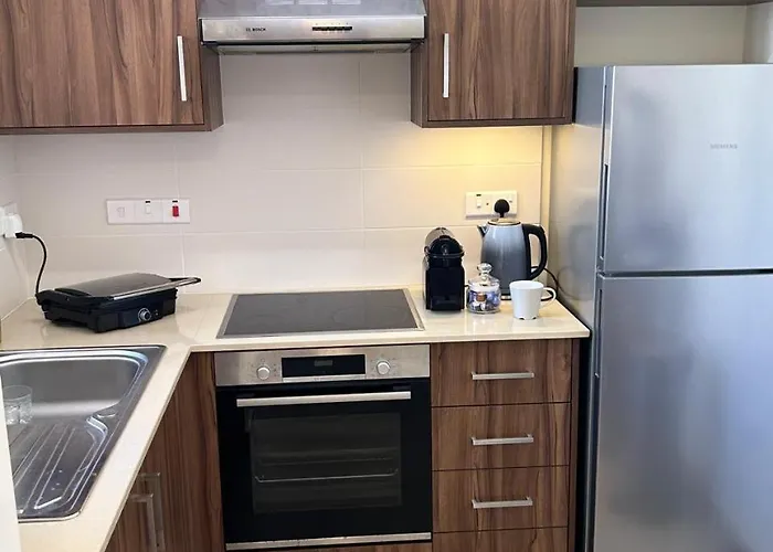 Cozy 2-bedroom Flat Apartment